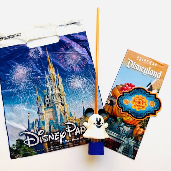3500 DISNEY LE DISNEY PARKS MICKEY GHOST LIGHT UP BOTTLE TOPPER WITH STRAW - Picture 1 of 4